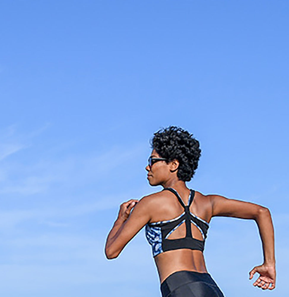 ZIP FRONT CAIRNS CROP // TECHTONIC & BLACK - Nayali - Activewear for A-G Cup